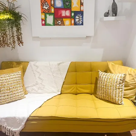Apartment Charming House In With Shared Pool
