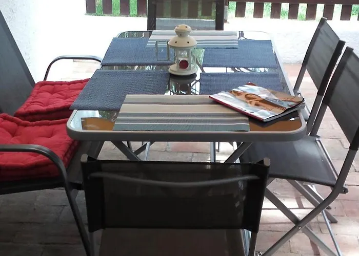 Apartment Charming House In With Shared Pool *