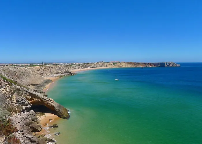 Charming House In With Shared Pool Apartment Albufeira