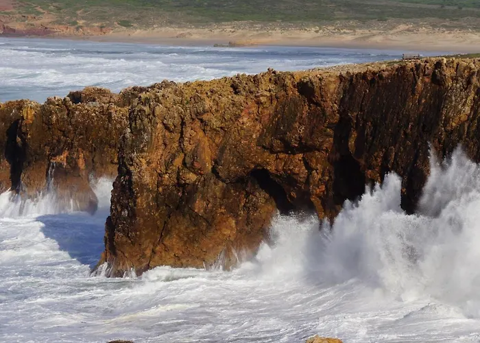 Charming House In With Shared Pool Albufeira